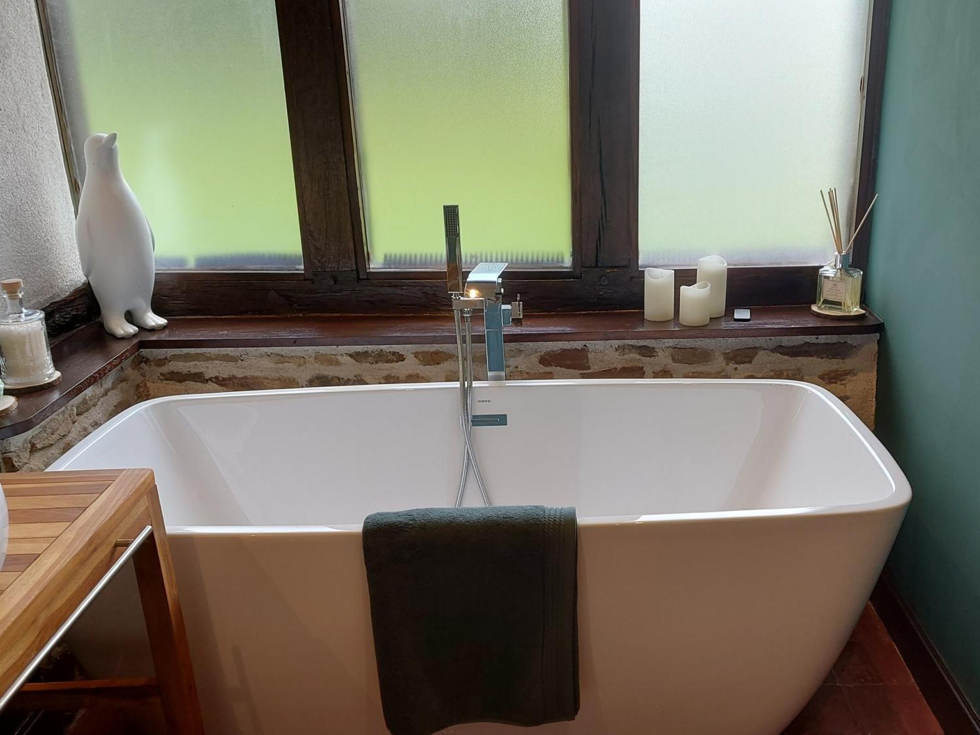 Bed and Breakfast Les 3 Roses Anjouin Esterno foto